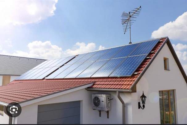 IMAGE PANNEAUX PHOTOVOLTAIQUES